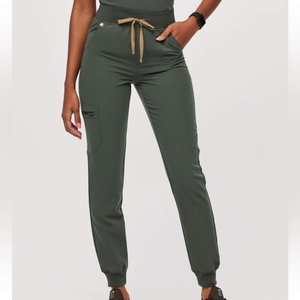 Figs Moss High Waisted Zamora Scrub Bottoms (XS)